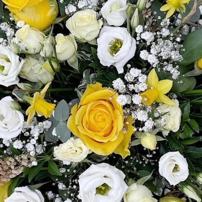 Yellow and white loose posy