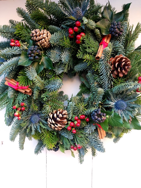 Hearth & Holly Classic