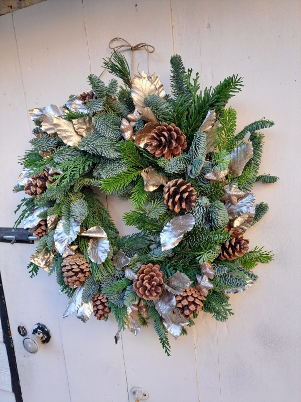 Frosted Pines & Cones