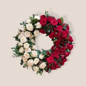 Two colour mixed rose wreath