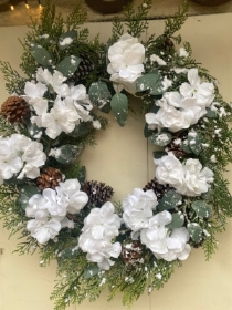 Gisela Graham Snowy Hydrangea Wreath