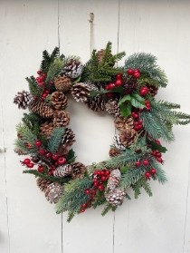Spruce and Pine Cone Everlasting Christmas Wreath