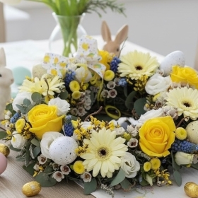 The Easter Table Centre